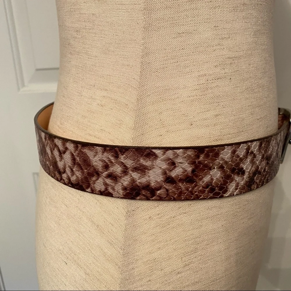 BRAVE LEATHER NEW BELT BROWN CREAM EMBOSSED LEATHER SNAKESKIN LOOK CANADA Size S